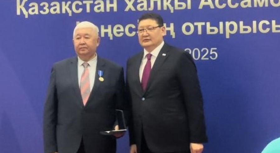 М. ж. Шапиевтің мерейтойлық медалімен марапаттау